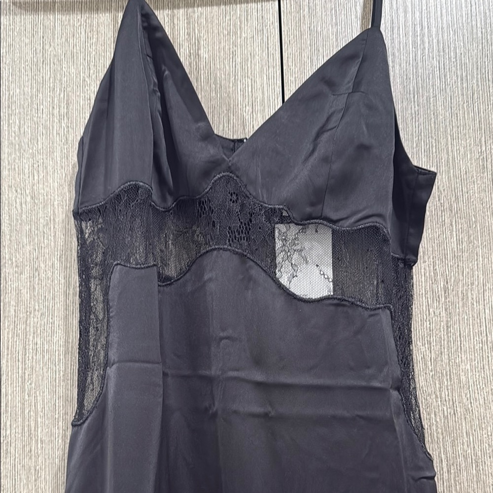 H&M Elegant Black Lace Trim Dress Brand new - Picture 2 of 6